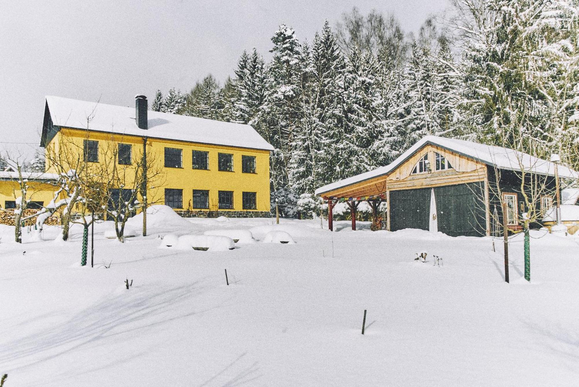 Blickinsfreie - Cabin Schöneck Esterno foto